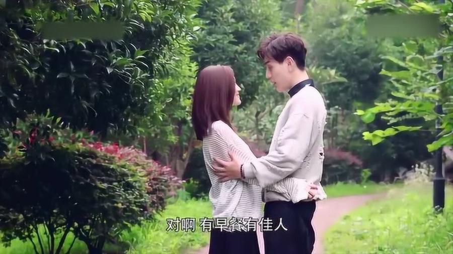救援卡通小象